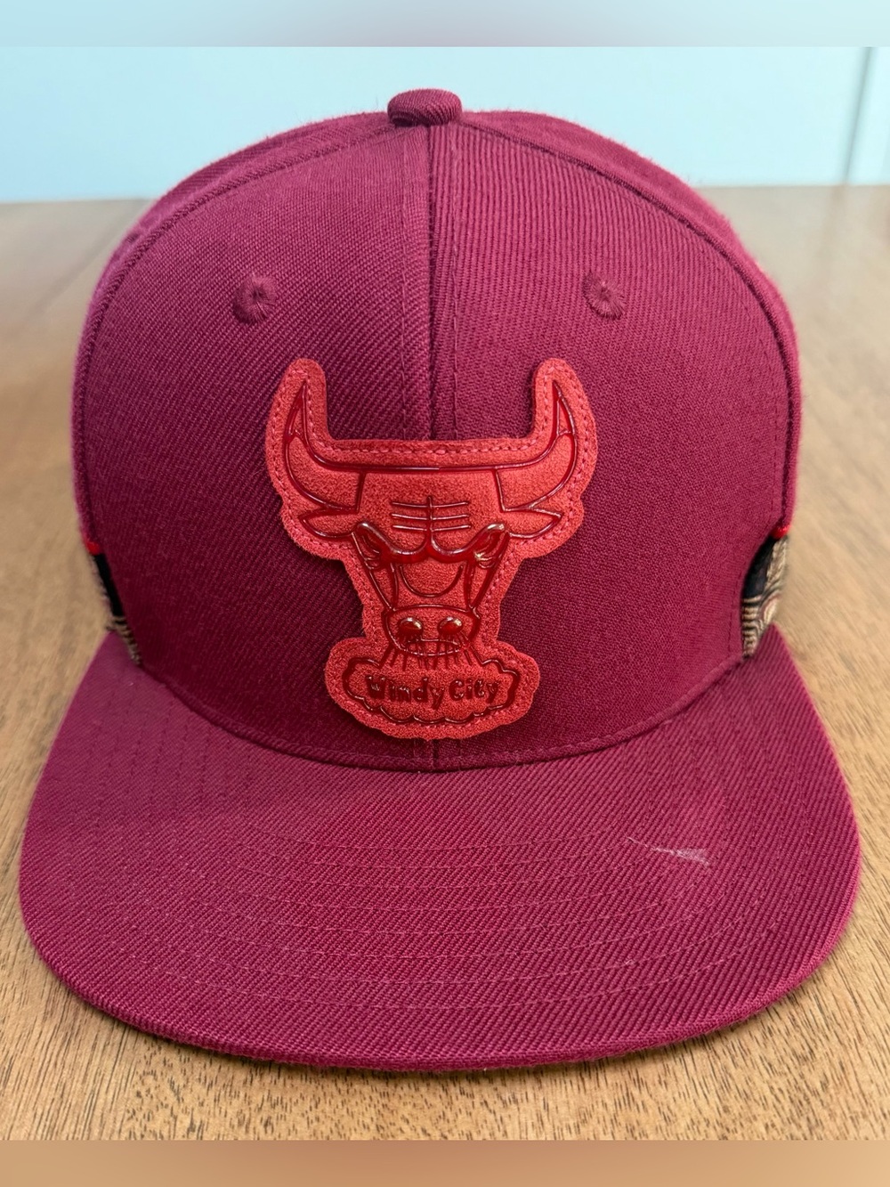 Mitchell & Ness - Chicago Bulls Chinese New Year SnapBack | Burgundy | One Size